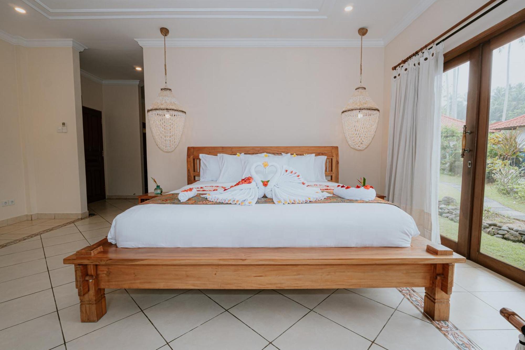 Bali Hai Island Resort Pekutatan  Zewnętrze zdjęcie